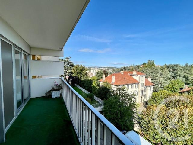 Appartement 5 pièces 100 m²