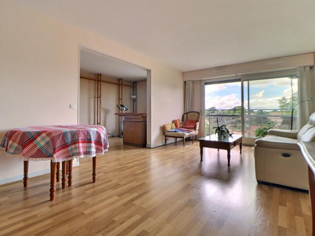 Appartement 5 pièces 100 m²