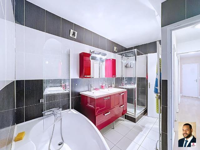 Appartement 5 pièces 100 m²