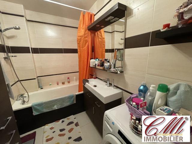 Appartement 5 pièces, 100 m² à louer à Frignicourt 51300