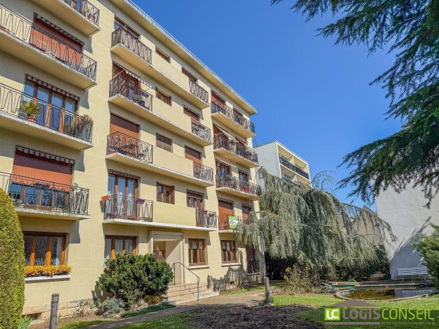 Appartement 5 pièces 101 m²
