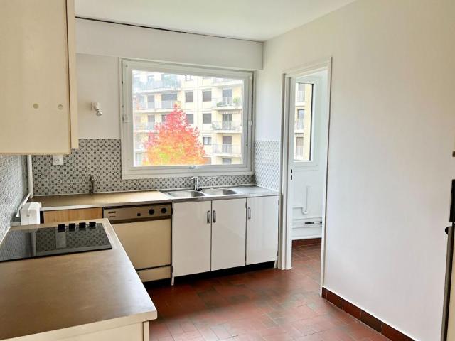 Appartement 5 pièces, 102 m² à louer à Versailles 78000