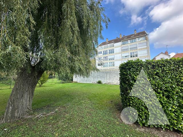 Appartement 5 pièces 103 m²