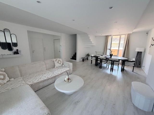 Appartement 5 pièces 103 m²