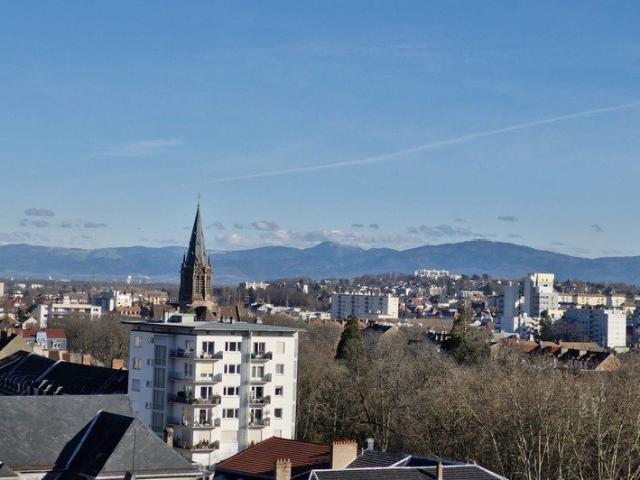 Appartement 5 pièces 104 m²