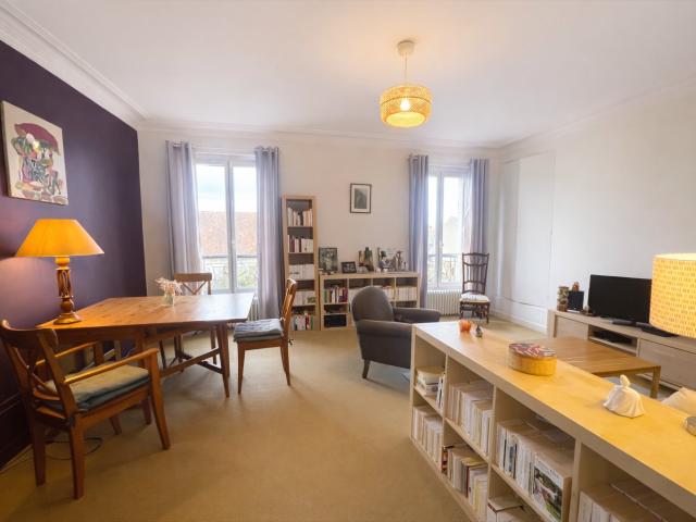 Appartement 5 pièces 104 m²