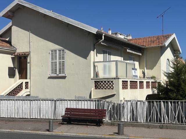 Appartement 5 pièces 104 m²