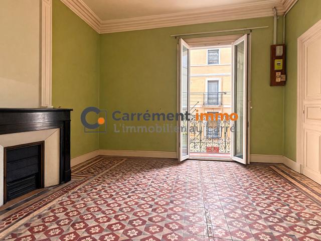 Appartement 5 pièces 104 m²