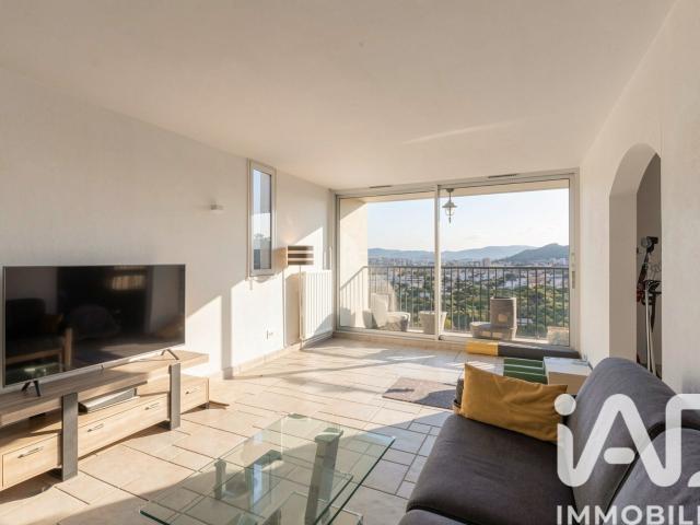Appartement 5 pièces 104 m²