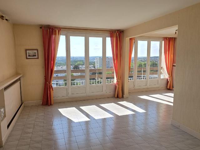 Appartement 5 pièces 104 m²