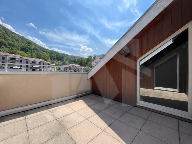 Appartement 5 pièces 104 m²