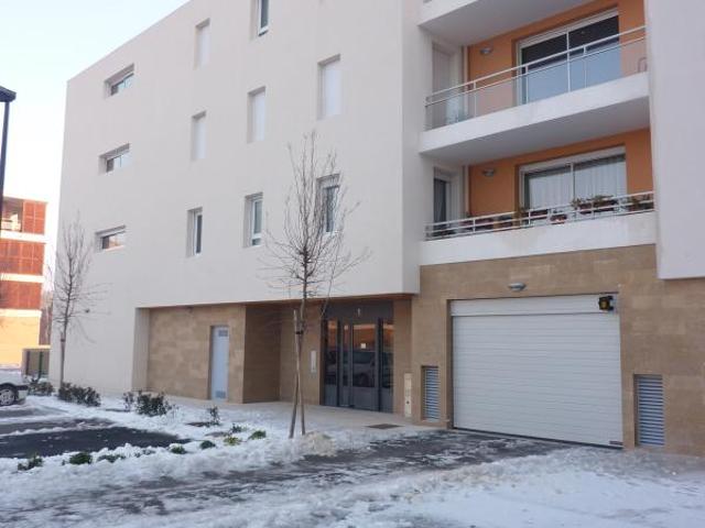 Appartement 5 pièces, 105 m² à louer à Entraigues sur la Sorgue 84320