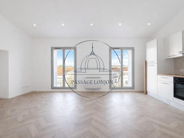 Appartement 5 pièces 106 m²