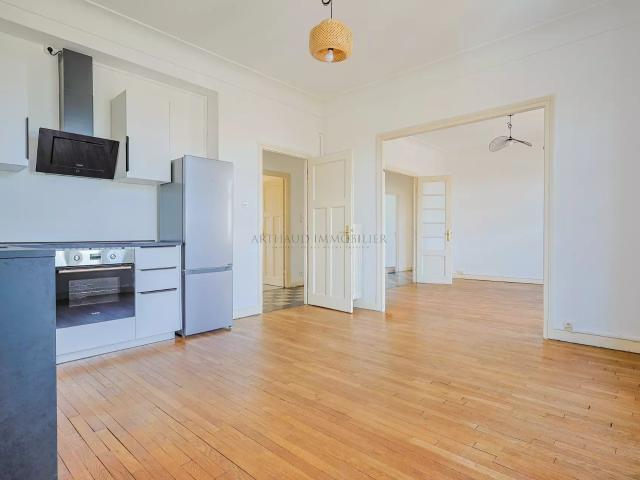 Appartement 5 pièces 106 m²