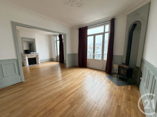 Appartement 5 pièces 106 m²