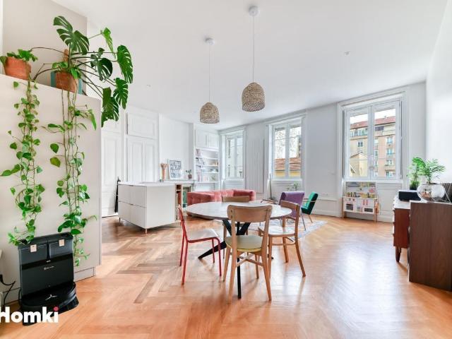 Appartement 5 pièces 106 m²