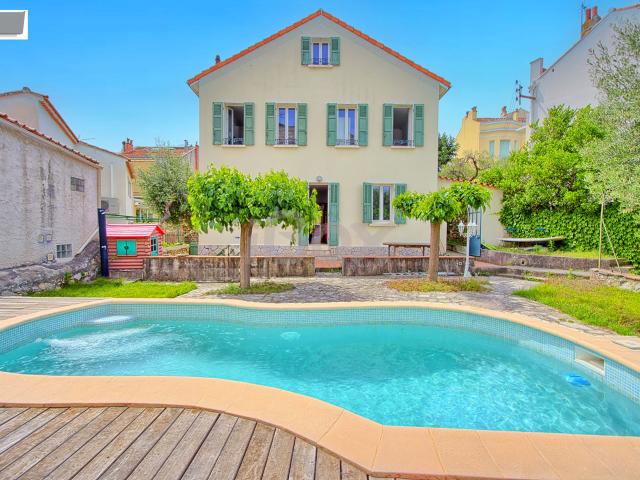 Appartement 5 pièces 107 m²