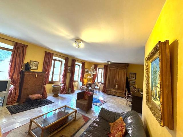 Appartement 5 pièces 107 m²