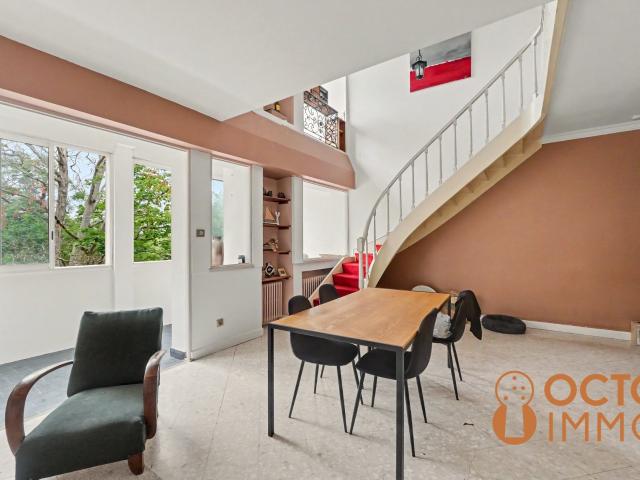 Appartement 5 pièces 107 m²