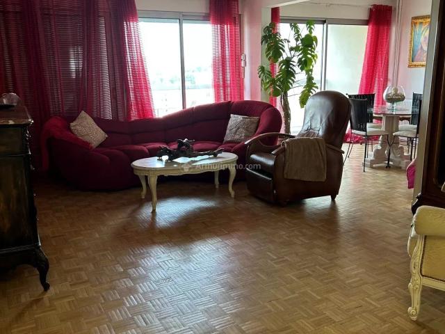 Appartement 5 pièces, 107 m² à louer à Bron 69500
