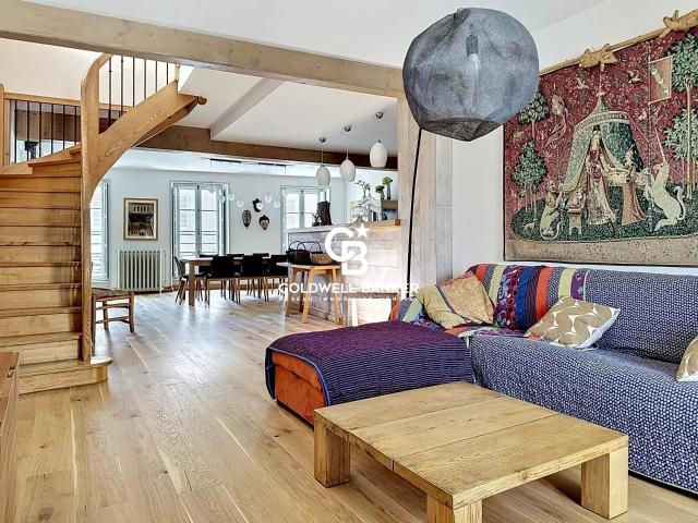 Appartement 5 pièces 108 m²