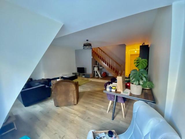 Appartement 5 pièces, 110 m² à louer à Besançon 25000