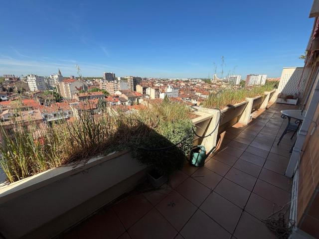 Appartement 5 pièces, 110 m² à louer à Toulouse 31000