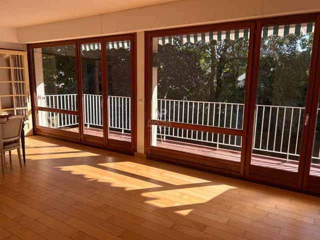 Appartement 5 pièces 111 m²