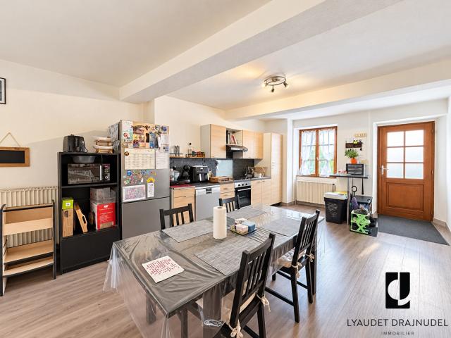 Appartement 5 pièces 111 m²