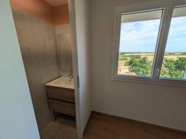 Appartement 5 pièces, 114 m² à louer à Cers 34420