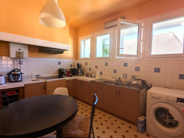 Appartement 5 pièces, 114 m² à louer à Saint Palais 64120