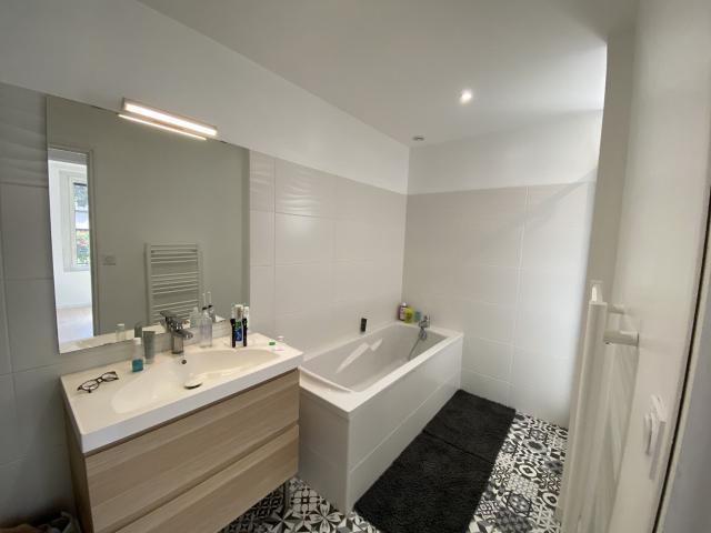 Appartement 5 pièces, 115 m² à louer à Caen 14000