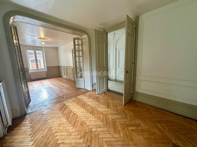 Appartement 5 pièces 117 m²