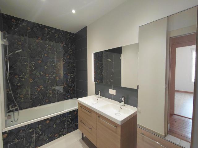 Appartement 5 pièces, 117 m² à louer à Pau 64000