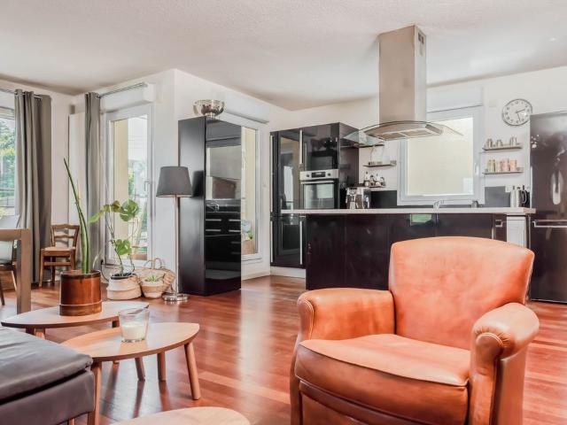 Appartement 5 pièces, 117 m² à louer à Tassin la Demi Lune 69160
