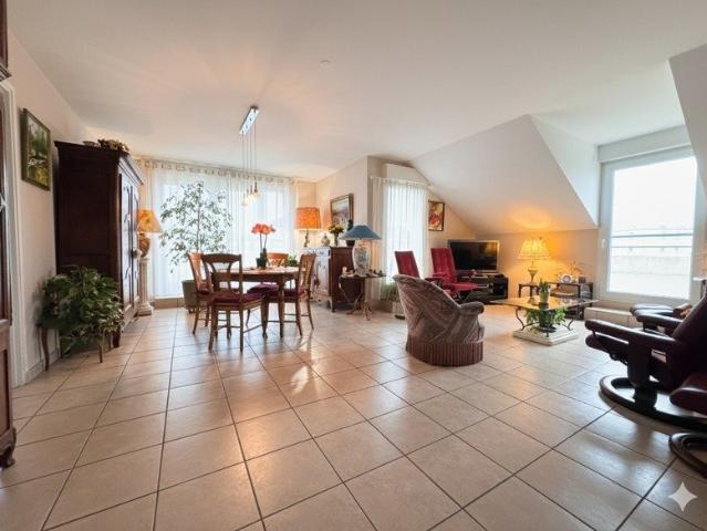 Appartement 5 pièces 118 m²