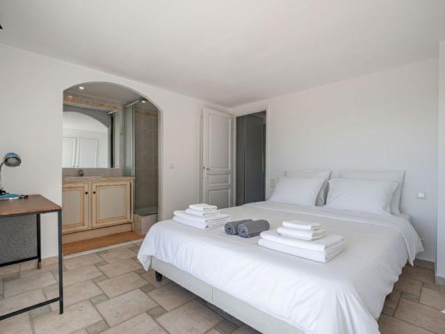 Appartement 5 pièces, 120 m² à louer à Sainte Maxime 83120