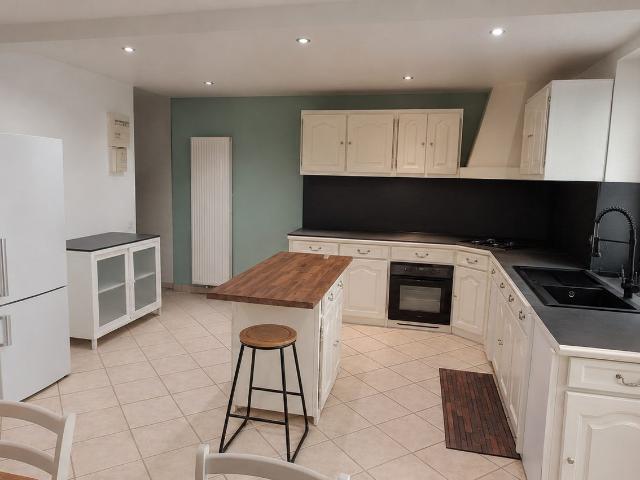Appartement 5 pièces 121 m²