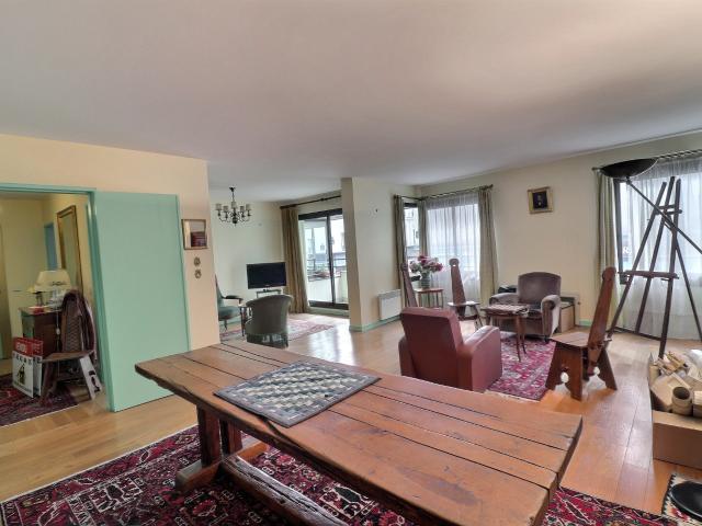 Appartement 5 pièces 121 m²