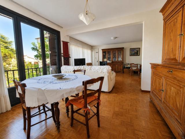 Appartement 5 pièces 121 m²