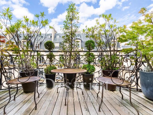 Appartement 5 pièces 121 m²