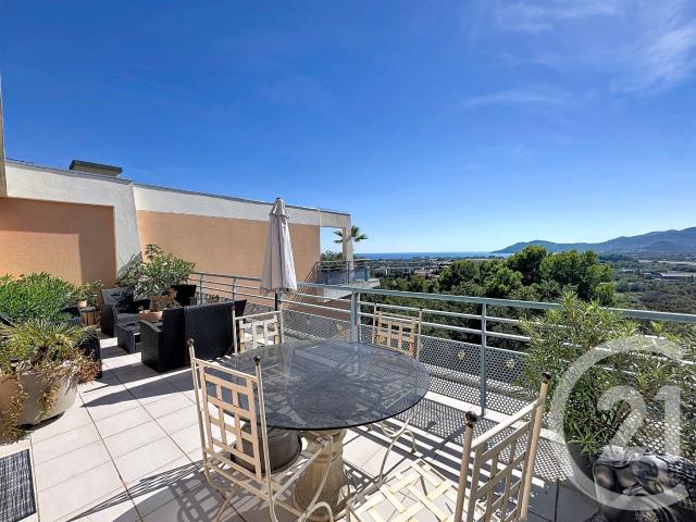 Appartement 5 pièces 122 m²
