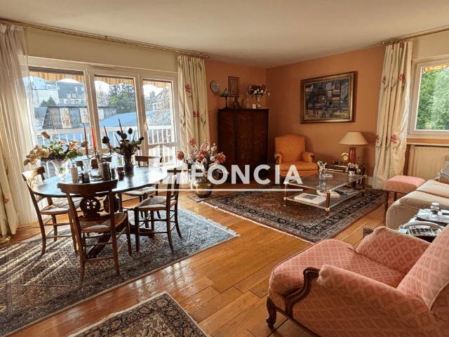 Appartement 5 pièces 124 m²