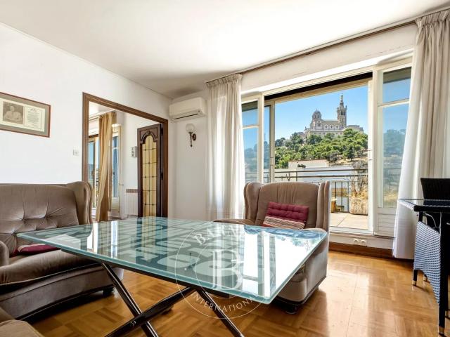 Appartement 5 pièces 126 m²