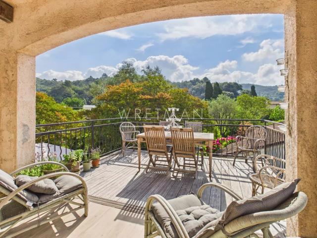 Appartement 5 pièces 126 m²