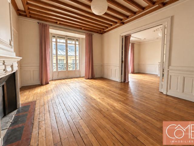 Appartement 5 pièces 126 m²