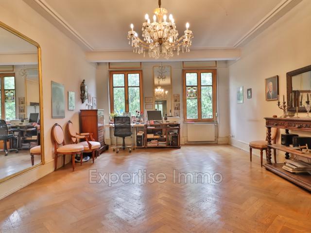Appartement 5 pièces 127 m²