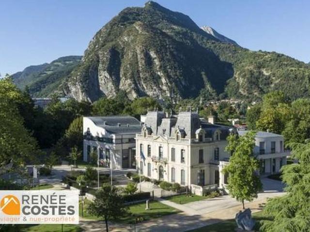 Appartement 5 pièces 128 m²