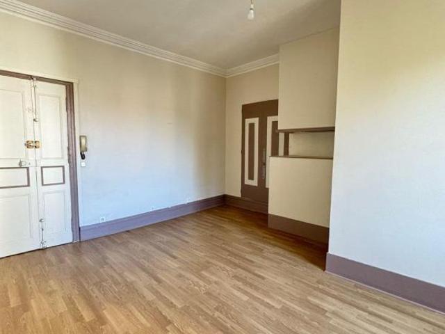 Appartement 5 pièces, 128 m² à louer à Mazamet 81200