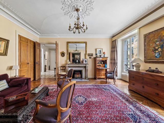 Appartement 5 pièces 130 m²